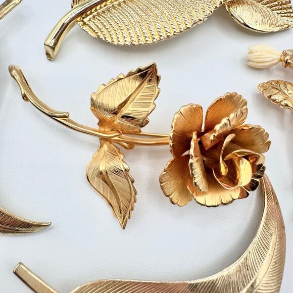 Vintage Flower Pins Leaf Pins Rose Bouquet Fall Autumn Fall Gold Tone Luxe Glam - Picture 5 of 11